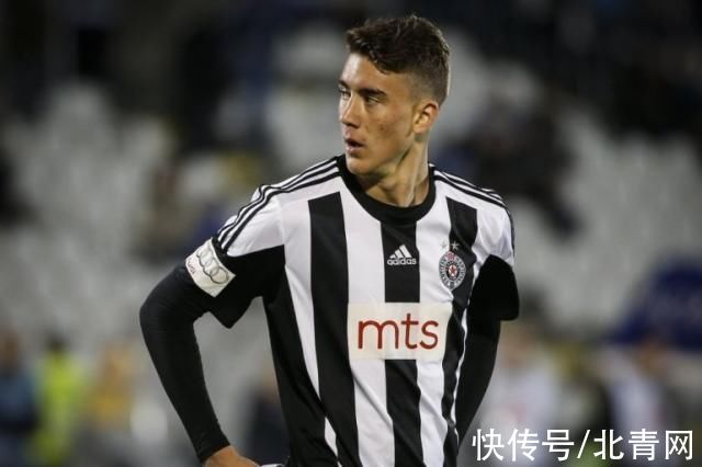 一端是顶级 一端是顶级