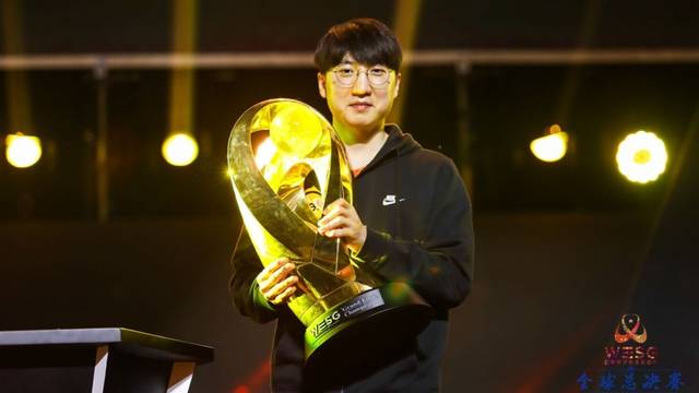 续性的球员 续性的球员