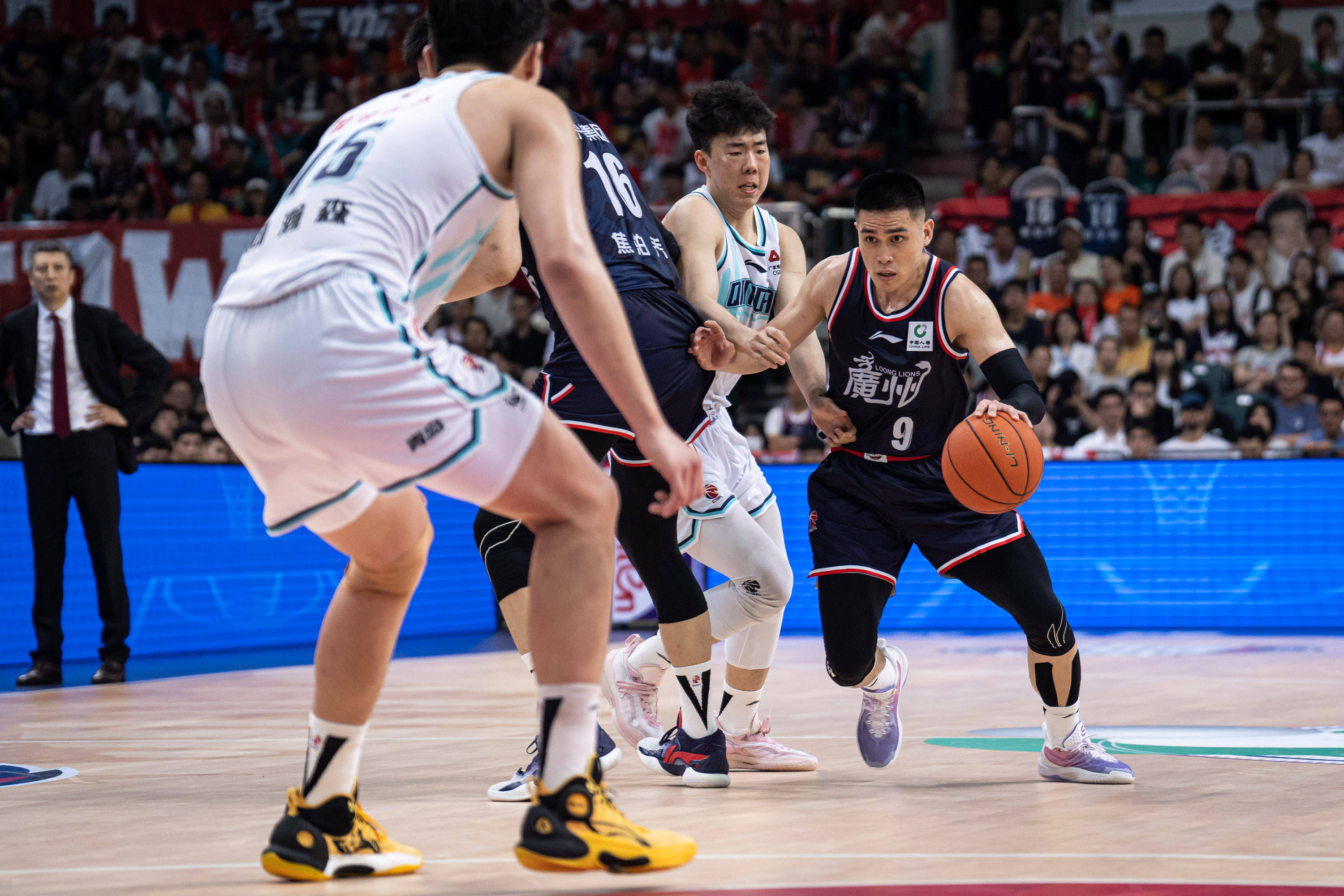 将决定这桩 将决定这桩