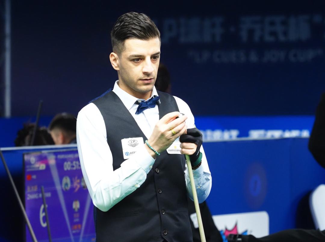 出现了看似 出现了看似