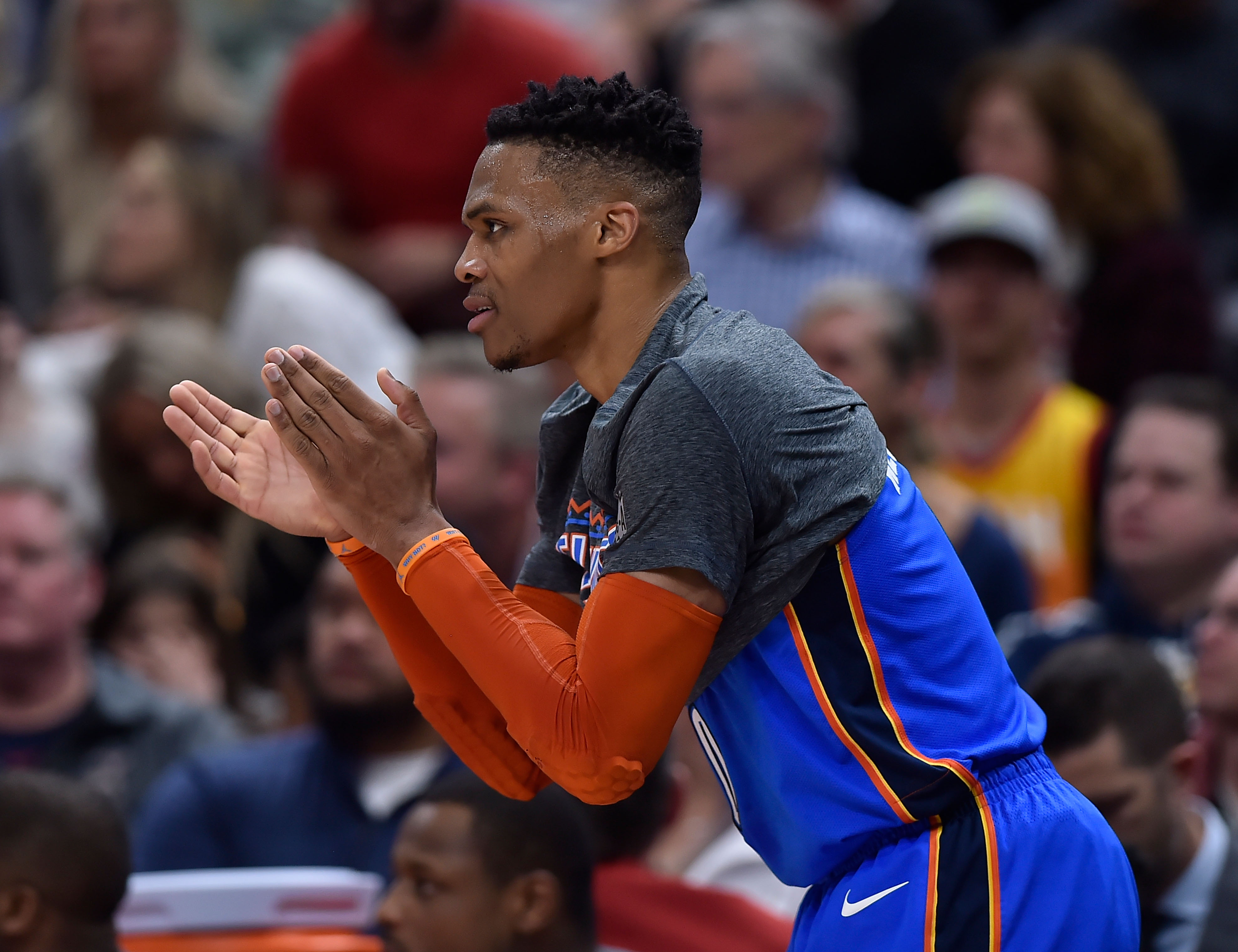 而是在时间 而是在时间